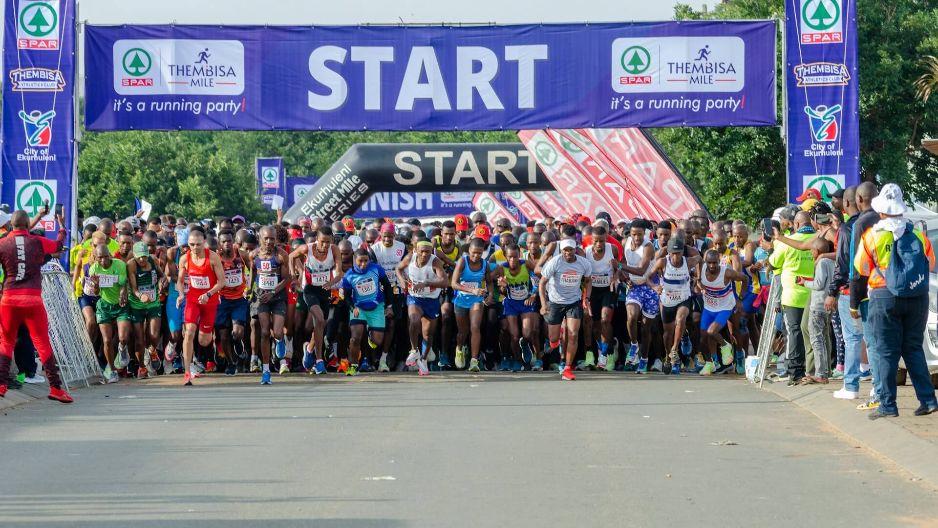 Marathon runners on a start line