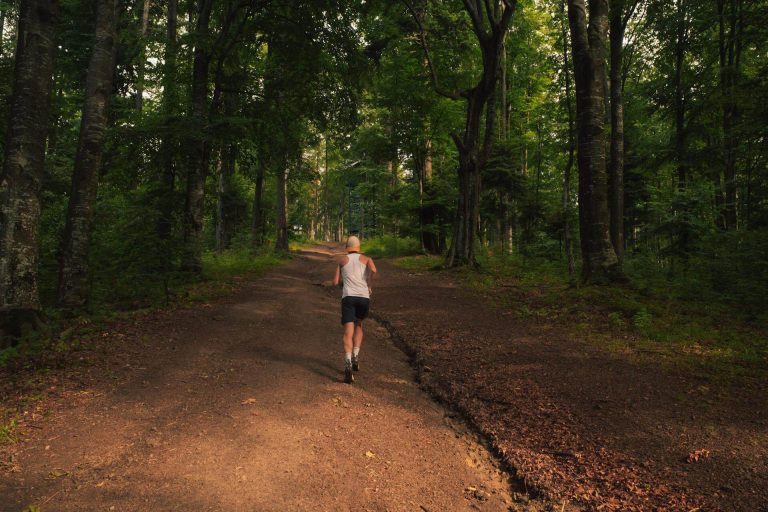 Runner with stomach issues looking for a bush to dive into